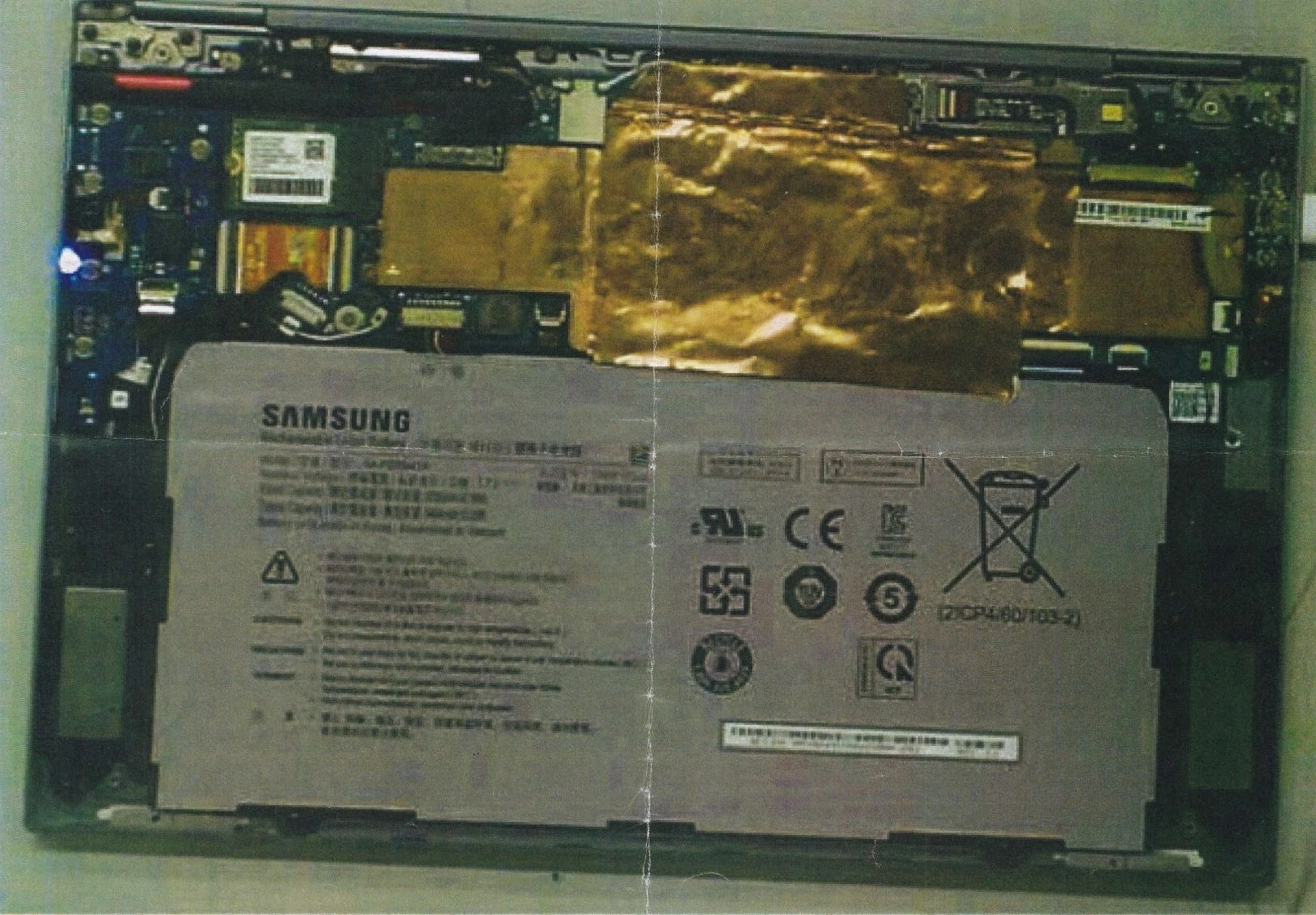 銅鉄合金-ノートPC適用事例