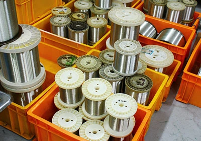 ワイヤーメッシュガスケット原材料