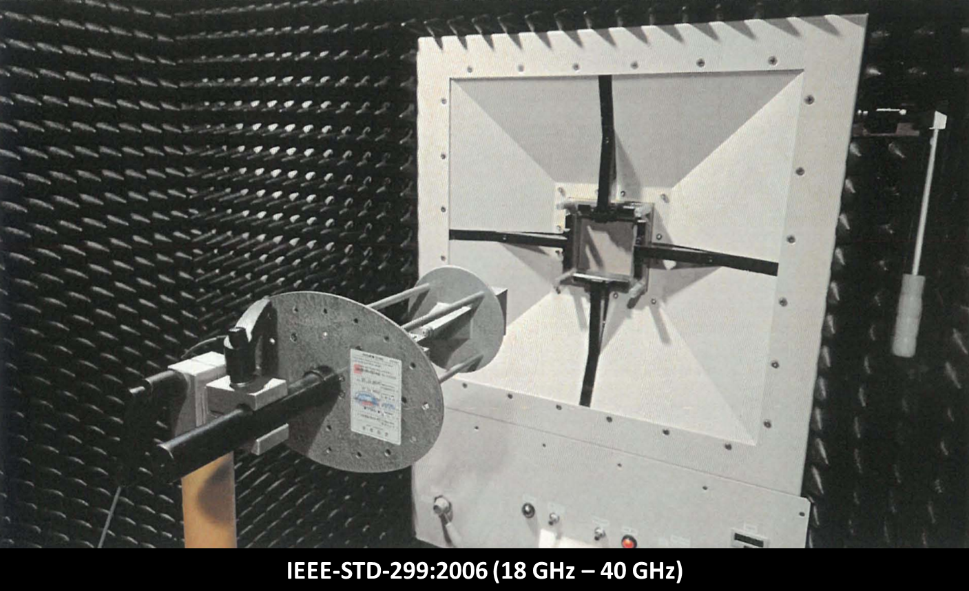 HSTシリーズ 高遮蔽ファブリック EMI試験写真 18GHz〜40GHz IEEE-STD-299